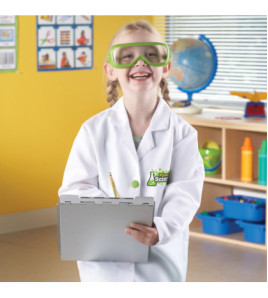 Věda ve školce - vědecký plášť a brýle pro malé vědce