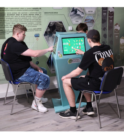 Interaktivní kiosek (HW podpora pro používání SW vybavení)