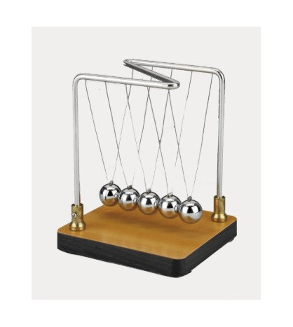 Newtonovo kyvadlo, malý model